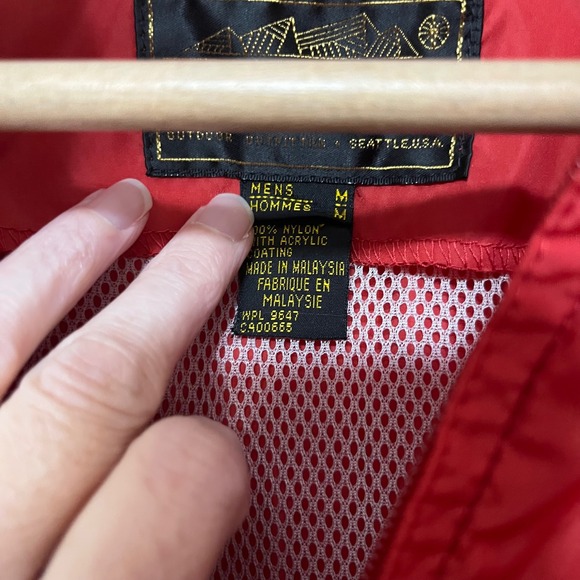 Eddie Bauer Mens Red Nylon Zip Up Windbreaker Jacket Size Medium - Picture 5 of 8